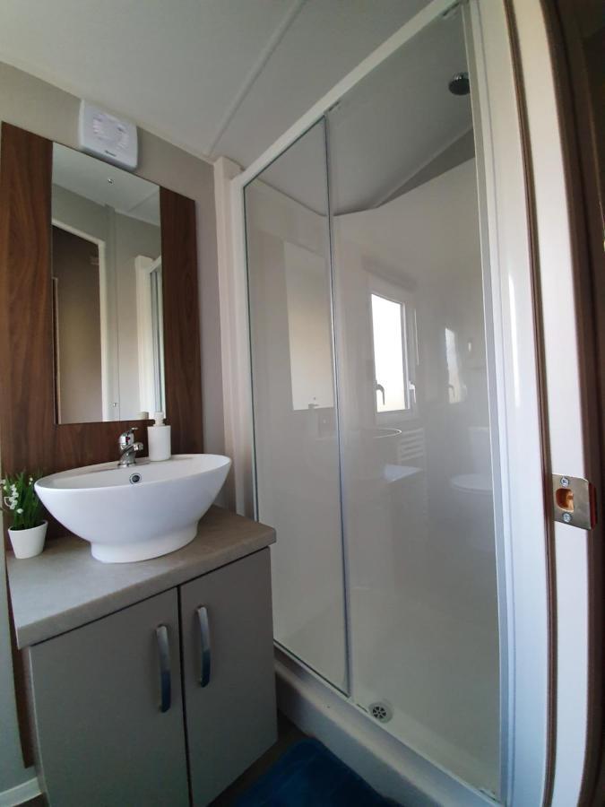 Rj Luxury Caravan Hire With Hot Tub تاتيرشال المظهر الخارجي الصورة